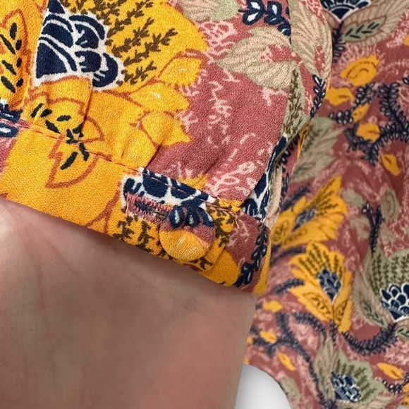 DR2 Daniel Rainn Floral Blouse - Picture 9 of 9